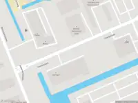 Ambulance met grote spoed naar de Heertjeslaan in Delft