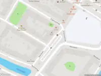 Ambulance met grote spoed naar de Noordplein in Rotterdam