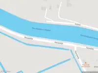 Ambulance met gepaste spoed naar de Kanaaldijk in Wijdewormer