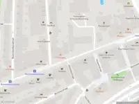 Ambulance met grote spoed naar de Nieuwe Binnenweg in Rotterdam