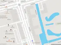Ambulance met gepaste spoed naar de Grote Beer in Rotterdam