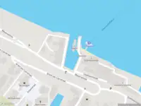 Ambulance met grote spoed naar de Westhavenzijde in Puttershoek