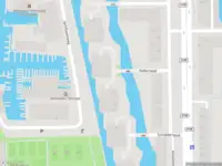Ambulance met grote spoed naar de Kotterspad in Amsterdam