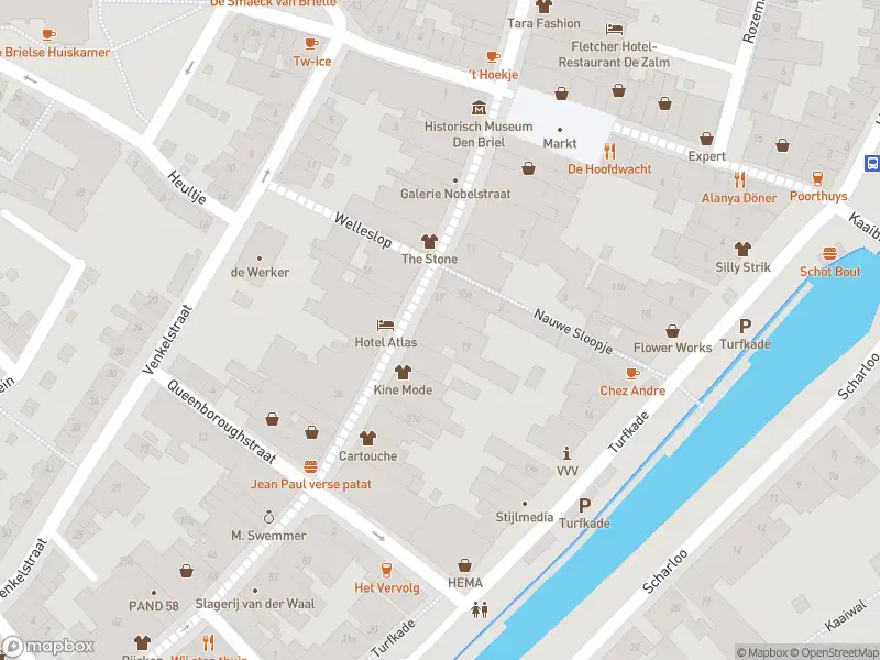 Ambulance met grote spoed naar de Nobelstraat in Brielle