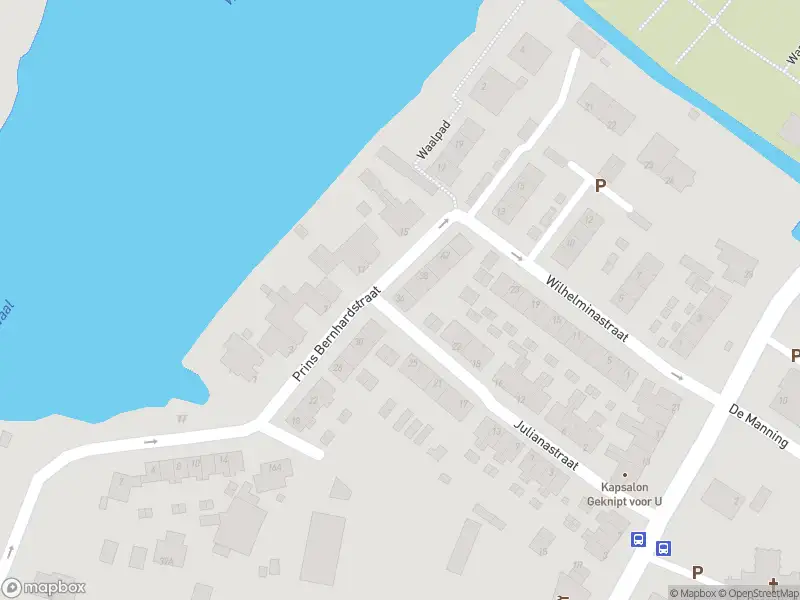 Ambulance met grote spoed naar de Prins Bernhardstraat in Heerjansdam