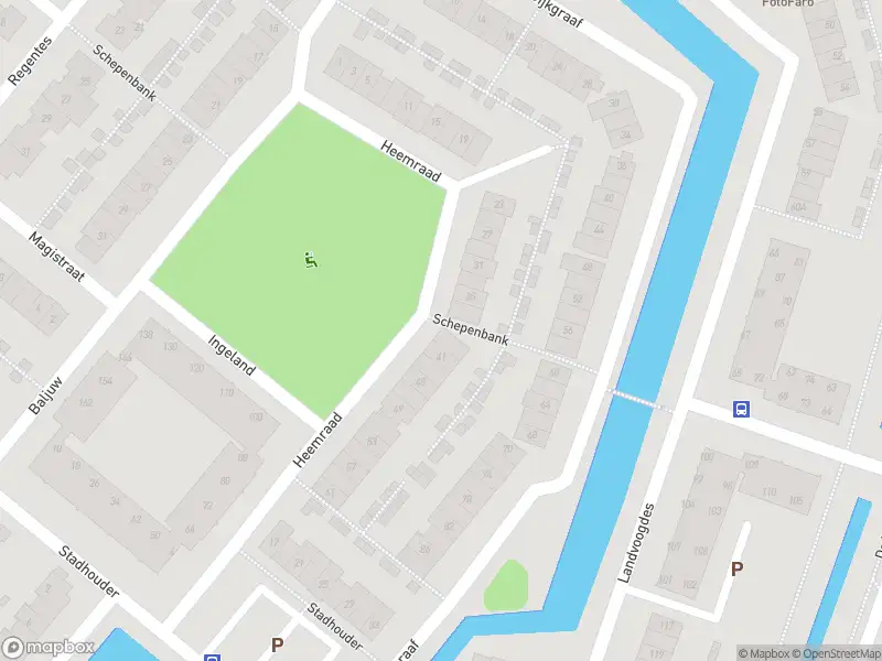 Ambulance met grote spoed naar de Dijkgraaf in Brielle