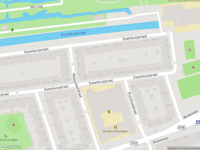 Ambulance met gepaste spoed naar de Essenburgstraat in Rotterdam