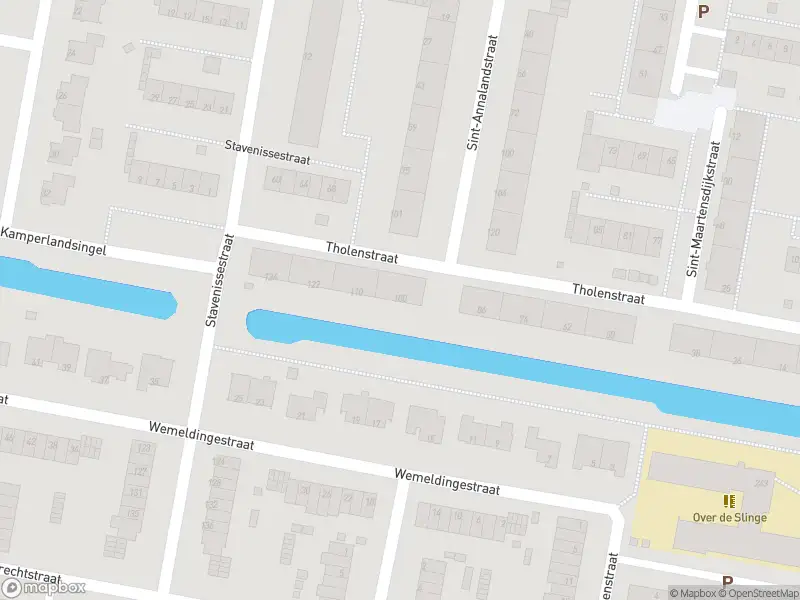 Ambulance met grote spoed naar de Tholenstraat in Rotterdam