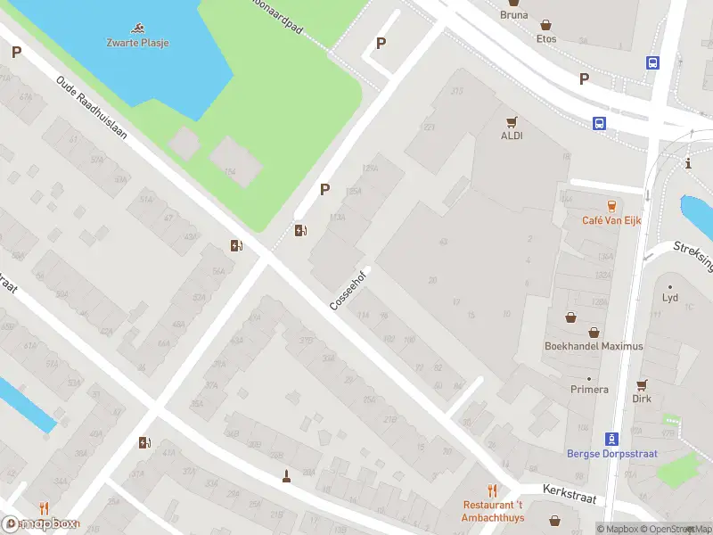 Ambulance met gepaste spoed naar de Adriaen van der Doeslaan in Rotterdam