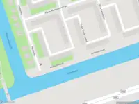 Ambulance met grote spoed naar de Joannes de Swaefhof in Amsterdam