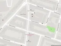 Ambulance met grote spoed naar de Benthuizerstraat in Rotterdam