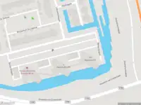 Ambulance met grote spoed naar de Backershagen in Rotterdam