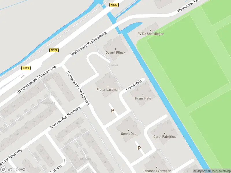 Ambulance met grote spoed naar de Pieter Lastman in Ouderkerk aan de Amstel