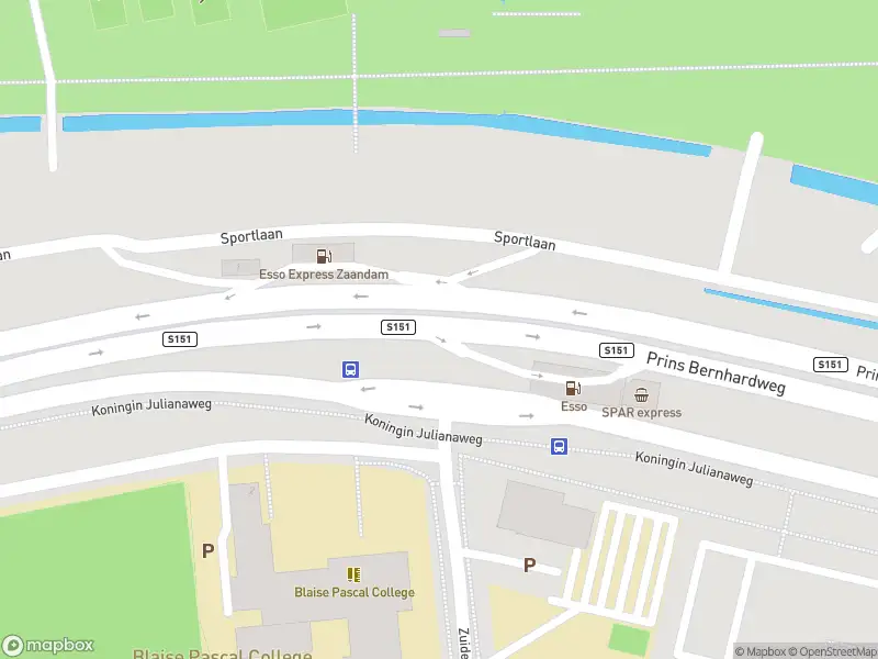 Ambulance naar de Prins Bernhardweg in Zaandam