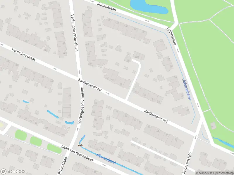 Brandweer met grote spoed naar de Huijghenslaan in Arnhem