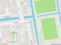 Ambulance met gepaste spoed naar de Rutgersstraat in Gouda
