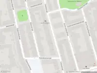 Ambulance met gepaste spoed naar de Coolsestraat in Rotterdam