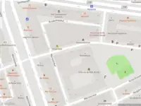 Ambulance met grote spoed naar de Bredestraat in Rotterdam
