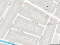 Ambulance met grote spoed naar de Anslijnstraat in Haarlem