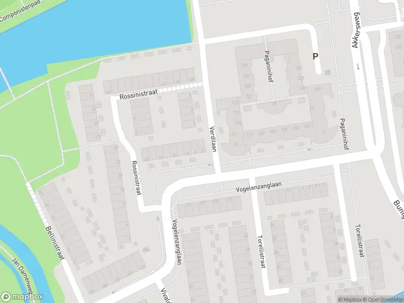 Ambulance met gepaste spoed naar de Vogelenzanglaan in Spijkenisse