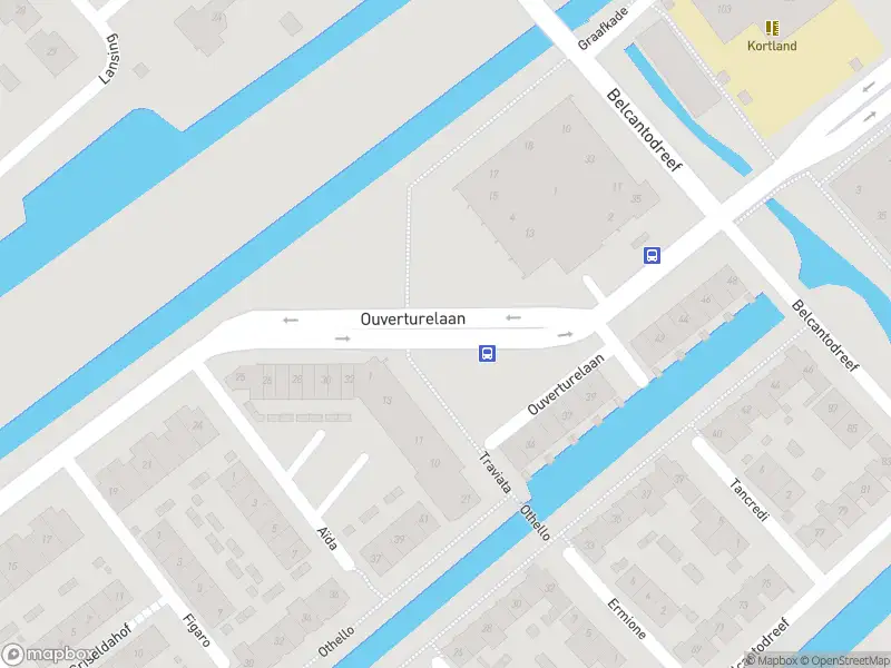 Ambulance met gepaste spoed naar de Ouverturelaan in Krimpen aan den IJssel