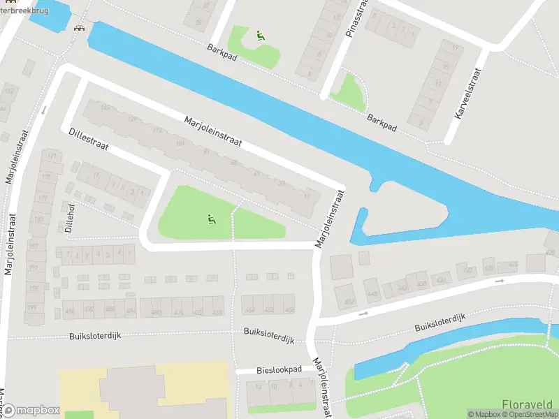 Ambulance met grote spoed naar de Marjoleinstraat in Amsterdam