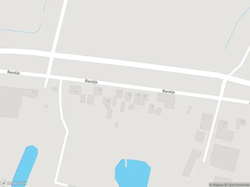 Ambulance met grote spoed naar de Bandijk in Werkendam
