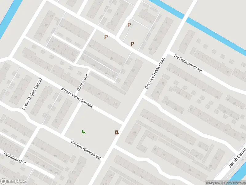 Ambulance met grote spoed naar de Douwes Dekkerlaan in Papendrecht
