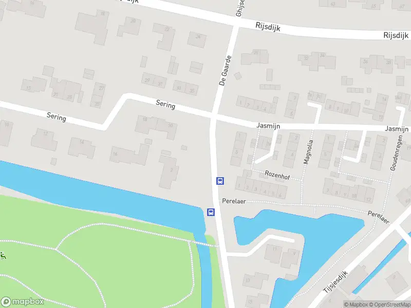 Brandweer met gepaste spoed naar de De Gaarde in Rhoon vanwege stormschade
