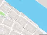 Ambulance met gepaste spoed naar de Lange Wantijkade in Dordrecht