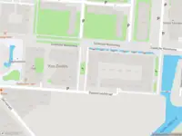 Ambulance met grote spoed naar de Eemlandstraat in Amsterdam
