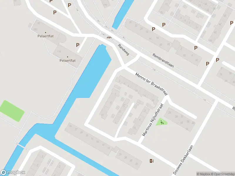 Ambulance met gepaste spoed naar de Menno ter Braakstraat in Papendrecht