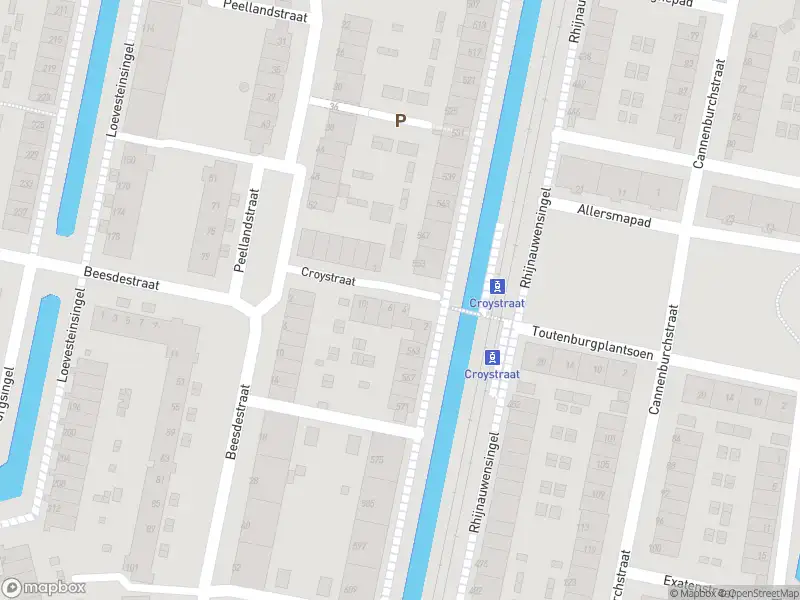 Ambulance met gepaste spoed naar de Croystraat in Rotterdam