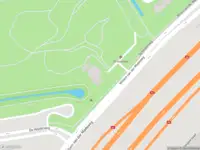 Brandweer met gepaste spoed naar de Willem van der Madeweg in Leiden