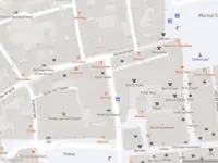Politie naar de Helmstraat in Maastricht vanwege aanrijding met letsel