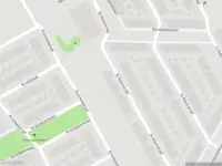 Ambulance met gepaste spoed naar de Krulslaplantsoen in Amsterdam