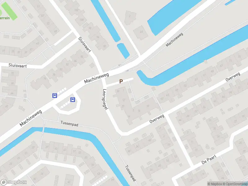 Ambulance met grote spoed naar de Leerspiegel in Ouderkerk aan de Amstel