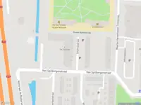 Ambulance met gepaste spoed naar de Zoutmanstraat in Dordrecht