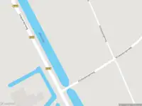 Brandweer met grote spoed naar de Klinkenborgerweg in Kantens vanwege waarnemen gaslucht