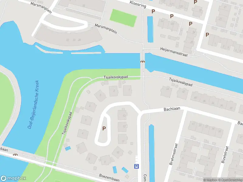 Ambulance met grote spoed naar de Richard Straussring in Oud-Beijerland