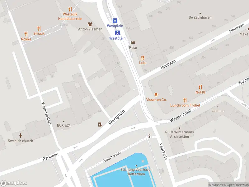 Ambulance met gepaste spoed naar de Westplein in Rotterdam