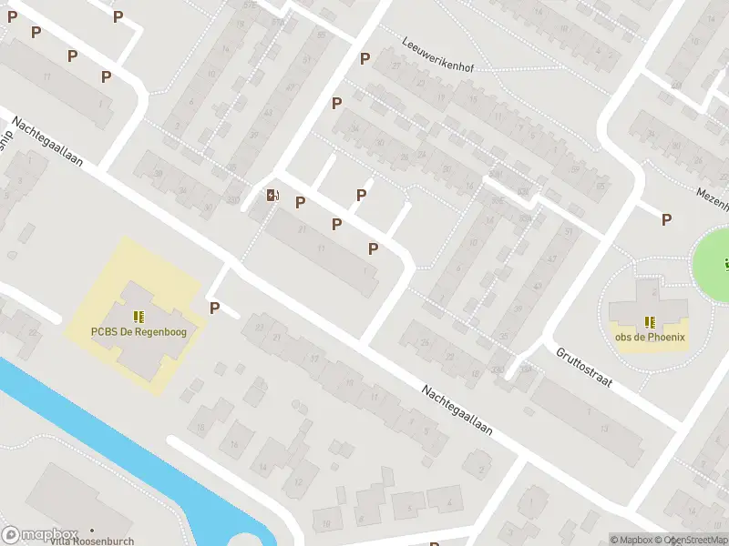 Ambulance met grote spoed naar de Lepelaarstraat in Rozenburg