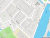 Ambulance met gepaste spoed naar de Mijsstraat in Ter Aar