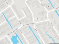 Ambulance met grote spoed naar de Burgemeester Dekkingstraat in Streefkerk
