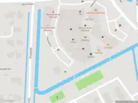 Ambulance met grote spoed naar de Vasalisplein in Spijkenisse