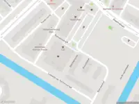 Ambulance met gepaste spoed naar de Boendalestraat in Alkmaar