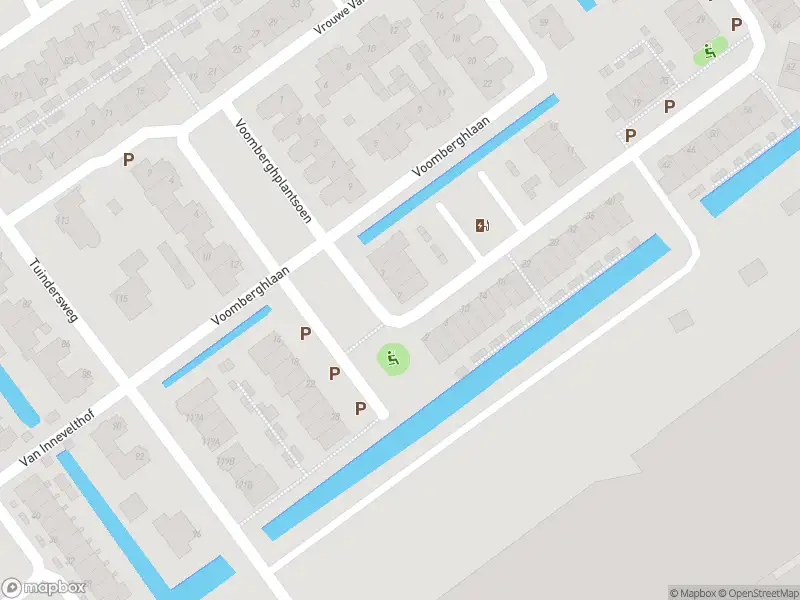 Ambulance met grote spoed naar de Aletta Rutgersstraat in Maasdijk