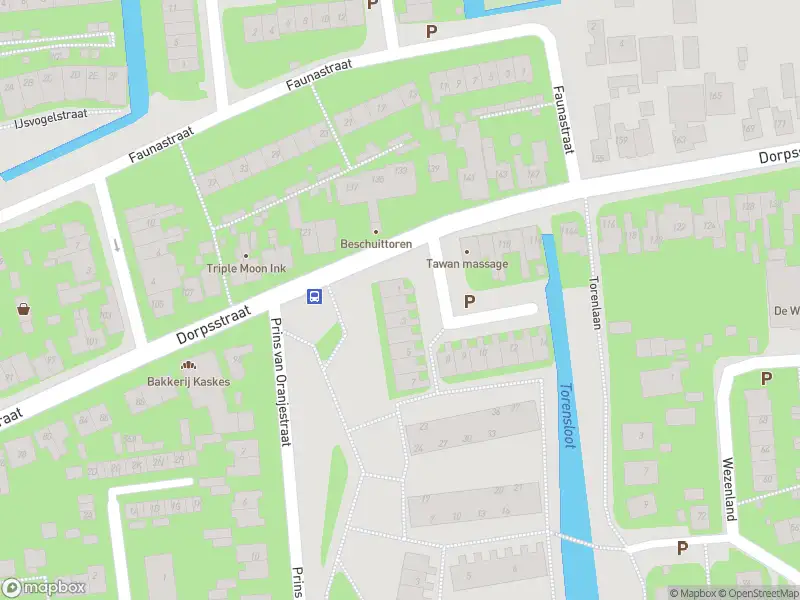 Ambulance met gepaste spoed naar de Beschuitstorenstraat in Wormer