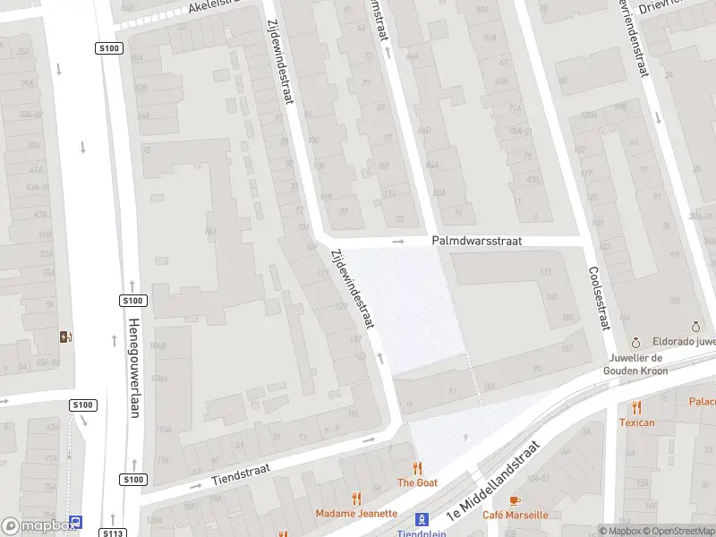 Ambulance met grote spoed naar de Zijdewindestraat in Rotterdam