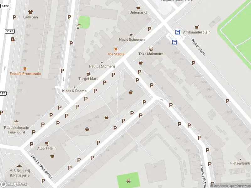 Ambulance met grote spoed naar de Paul Krugerstraat in Rotterdam